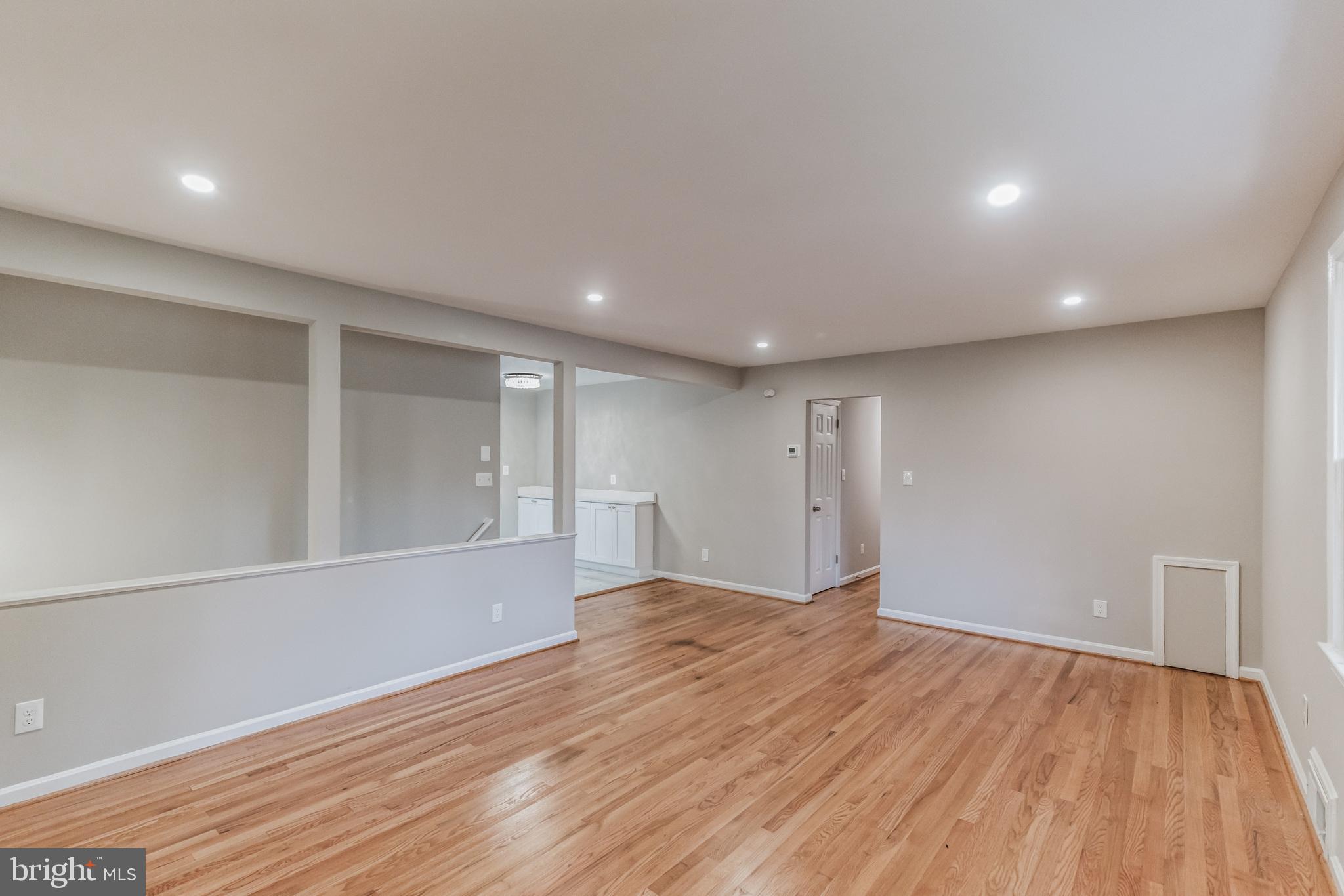 6301 Middlesex Avenue Springfield, VA 22150 - Photo 5 of 30 Gallery Image 5