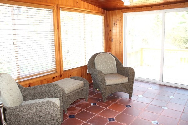 10 Longfellow Road Lexington, MA 02420 - Photo 9 of 29 a living room with furniture and a window