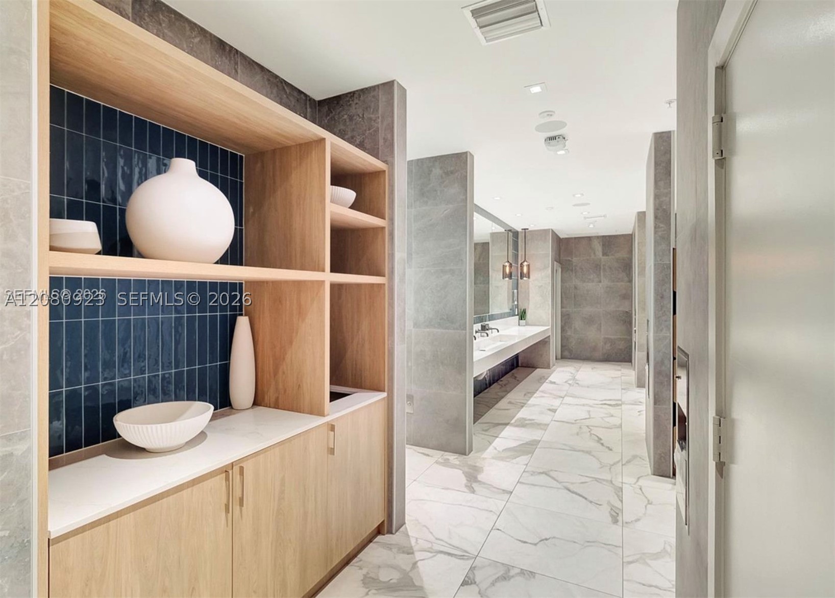 90 Southwest 3rd Street, Unit 2210 Miami, FL 33130 - Photo 17 of 21 Gallery Image 17