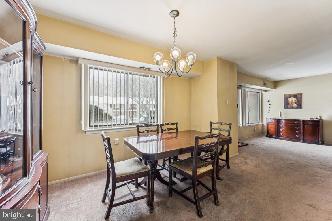 1501 Timber Creek Road Clementon, NJ 08021 - Photo 12 of 27 Dining Room