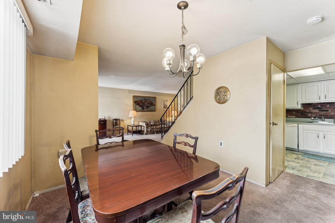 1501 Timber Creek Road Clementon, NJ 08021 - Photo 13 of 27 Dining Room to Kitchen