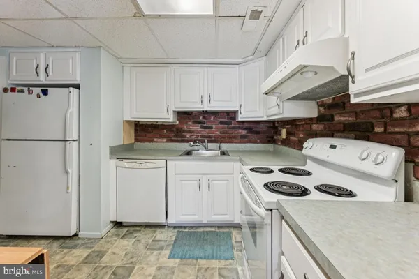 $165,000 | 1501 Timber Creek Road, Clementon, NJ 08021