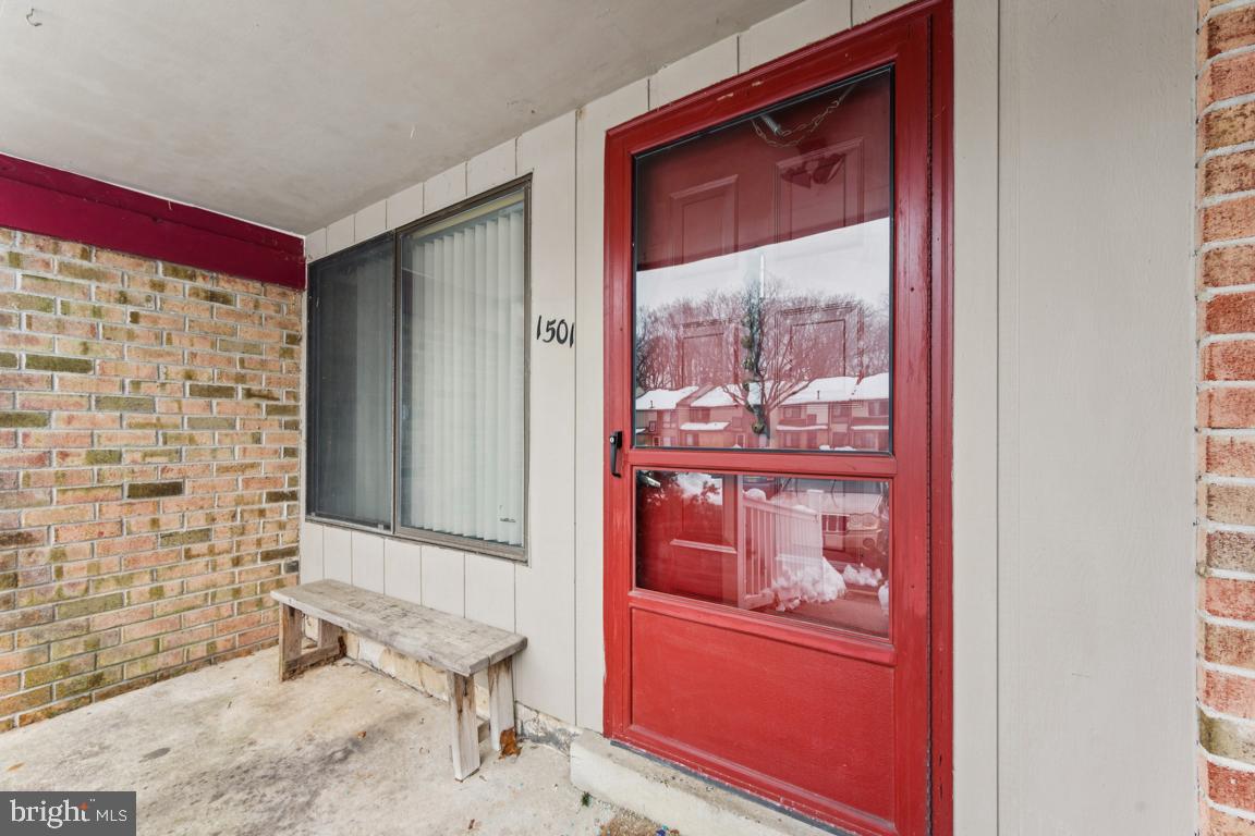 1501 Timber Creek Road Clementon, NJ 08021 - Photo 3 of 27 Porch