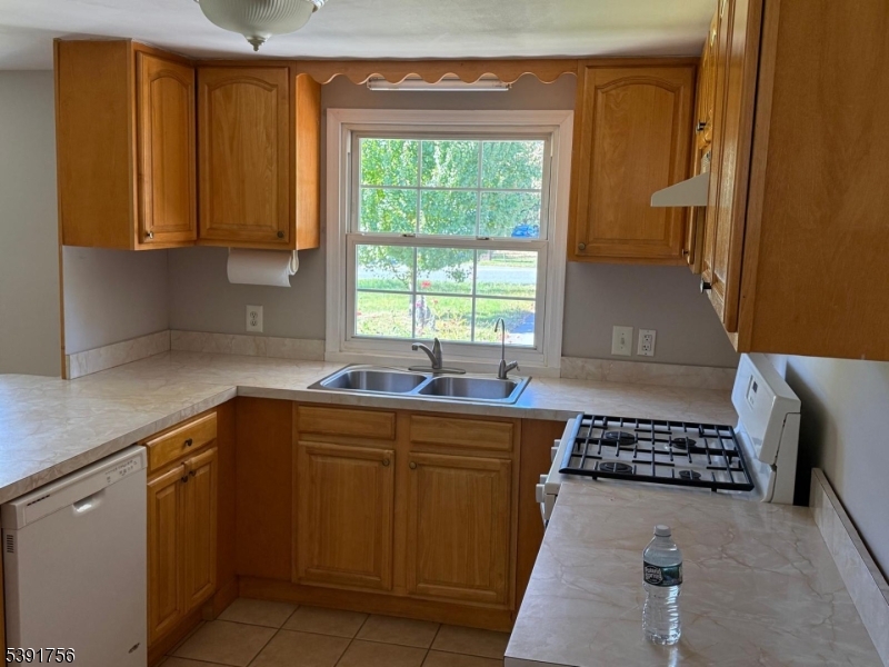 116 Ridge Road Harmony, NJ 08865 - Photo 2 of 25