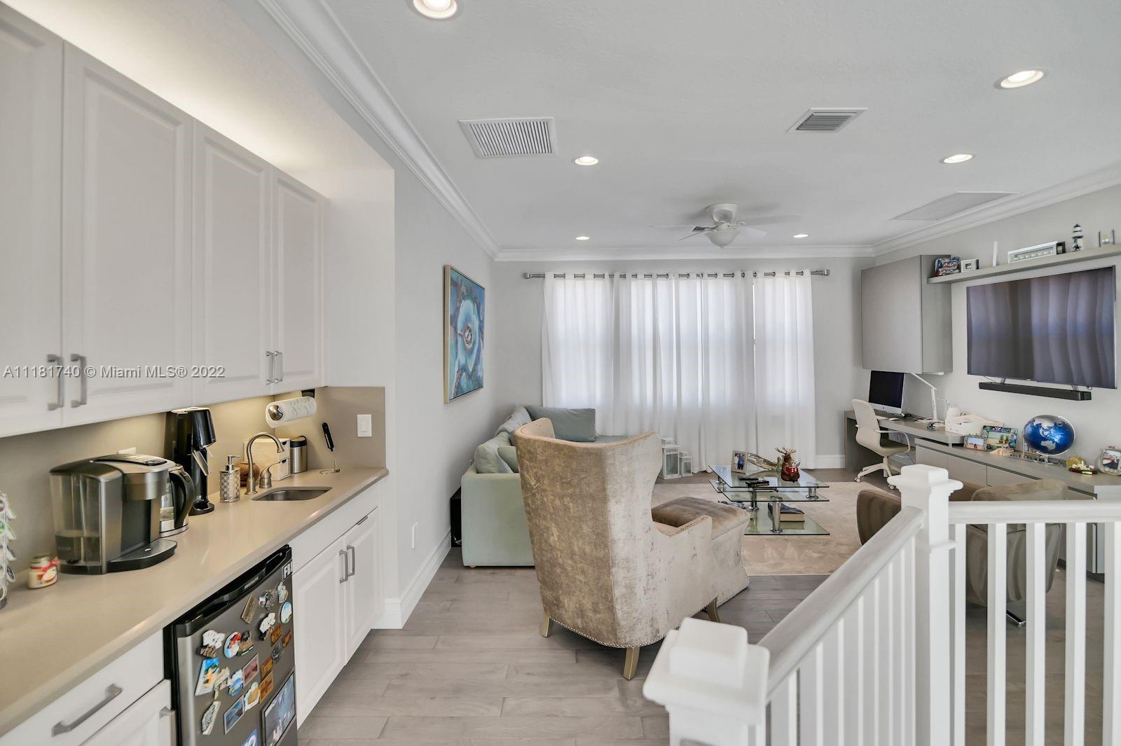 9728 Bozzano Drive Delray Beach, FL 33446 - Photo 23 of 48