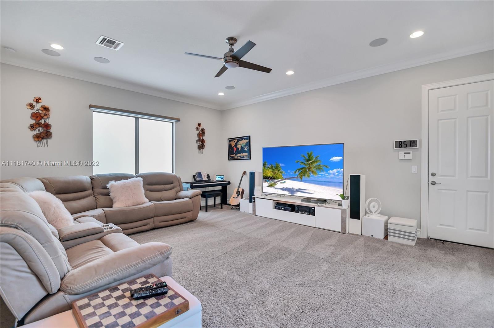 9728 Bozzano Drive Delray Beach, FL 33446 - Photo 4 of 48