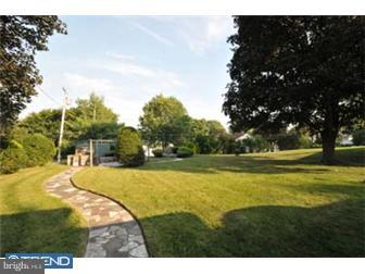 145 Lawrence Road Broomall, PA 19008 - Photo 11 of 12 View