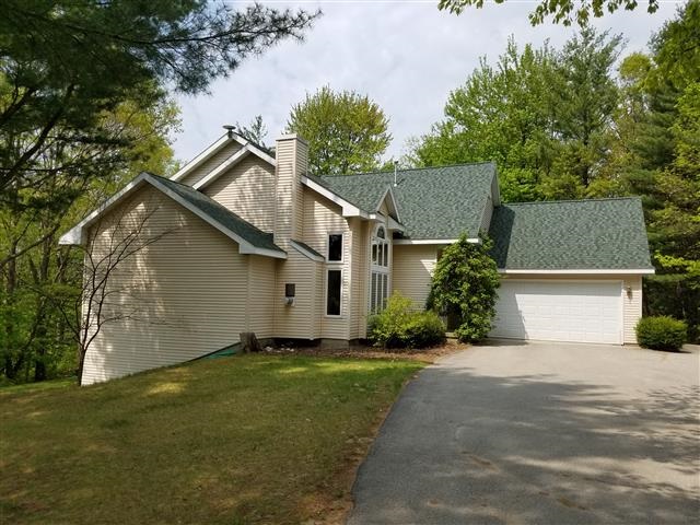 4225 Cedar Lake Road Traverse City, MI 49685 - Photo 2 of 36 1862038-1.JPG