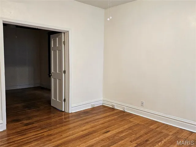 $1,100 | 3807 Potomac Street, St. Louis, MO 63116