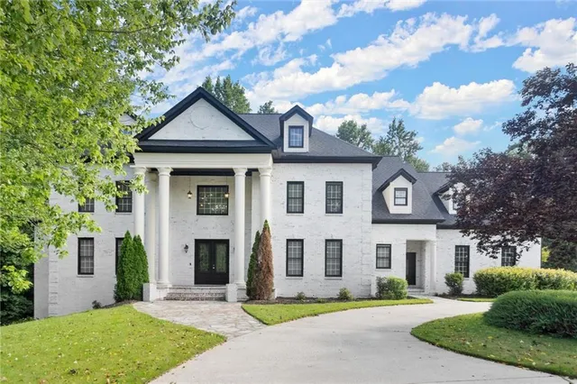$995,000 | 5515 Riverwalk Court, Gainesville, GA 30506