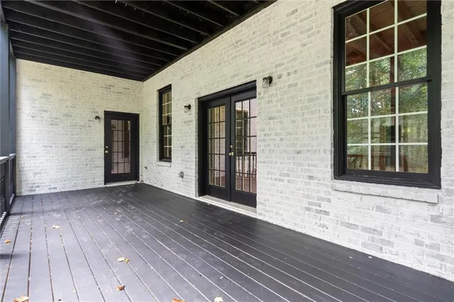 $995,000 | 5515 Riverwalk Court, Gainesville, GA 30506