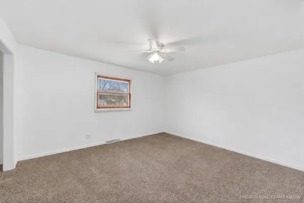 $335,000 | 7302 Chippewa Drive, Wonder Lake, IL 60097