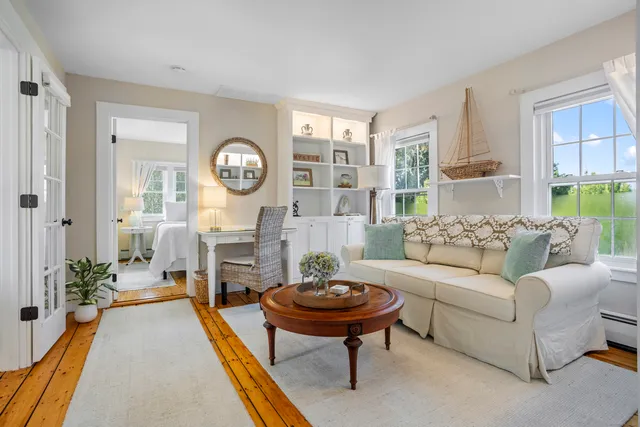 $14,500 | 22 School Street, Stonington, CT 06355