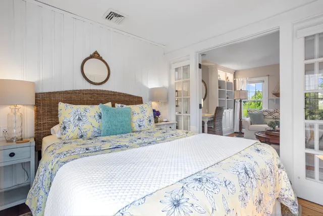 $14,500 | 22 School Street, Stonington, CT 06355