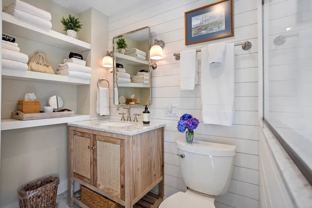 $14,500 | 22 School Street, Stonington, CT 06355