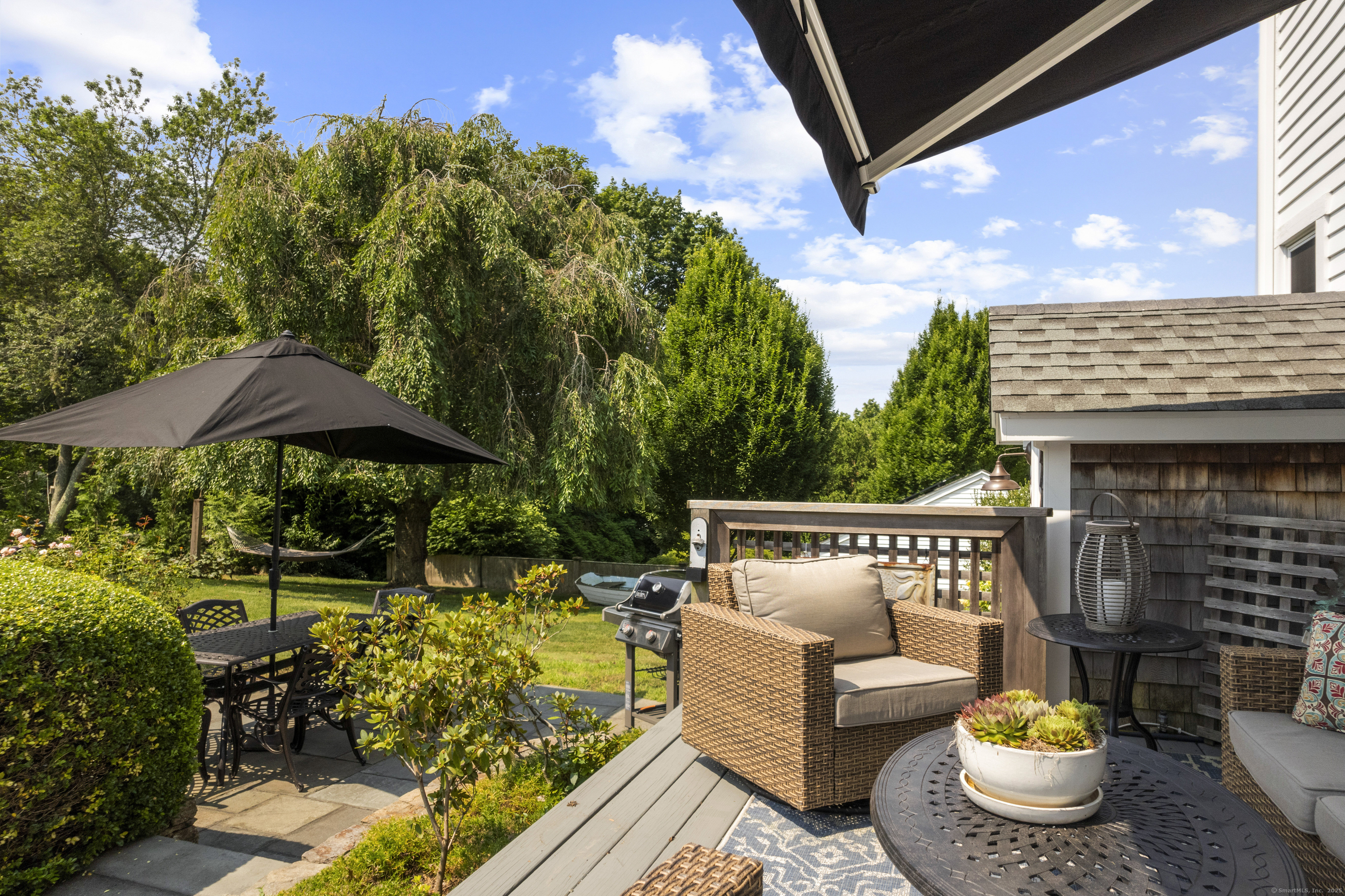 22 School Street Stonington, CT 06355 - Photo 4 of 39 a view of outdoor seating