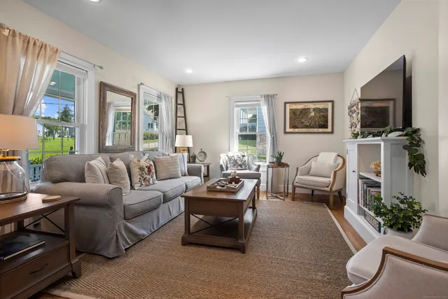 $14,500 | 22 School Street, Stonington, CT 06355