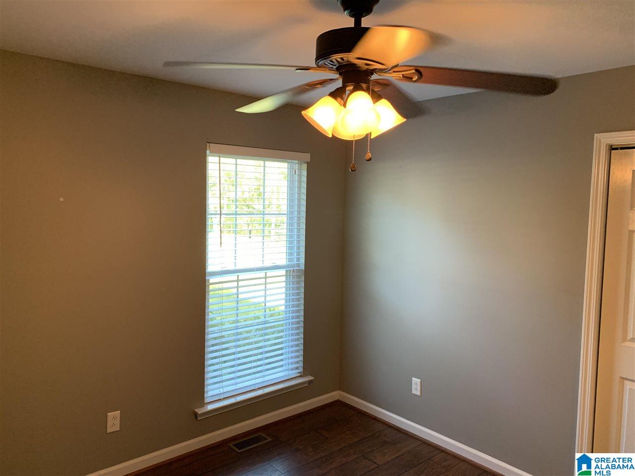 727 10th Way Pleasant Grove, AL 35127 - Photo 10 of 21