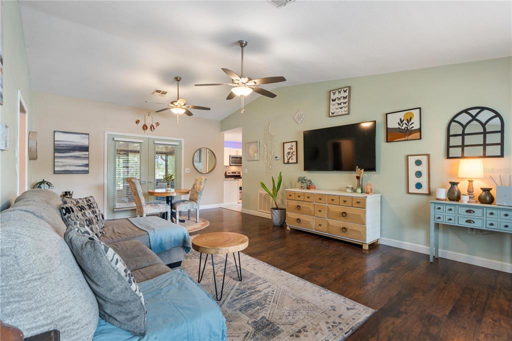 8901 Wayward Circle Hudson, FL 34667 - Photo 6 of 39