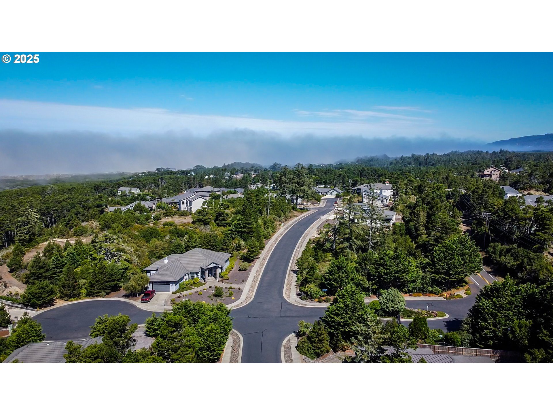 1 Bonnett Way Florence, OR 97439 - Photo 31 of 33 an aerial view of a house