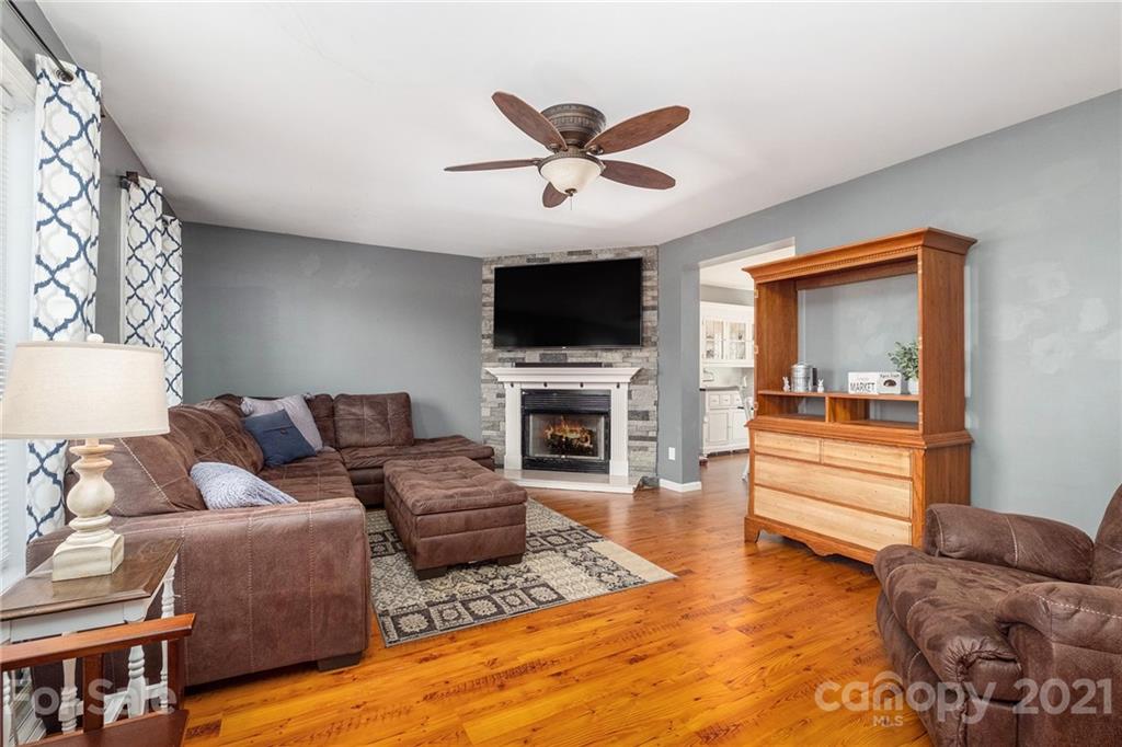 2340 Centergrove Road Kannapolis, NC 28083 - Photo 5 of 28 Gallery Image 5