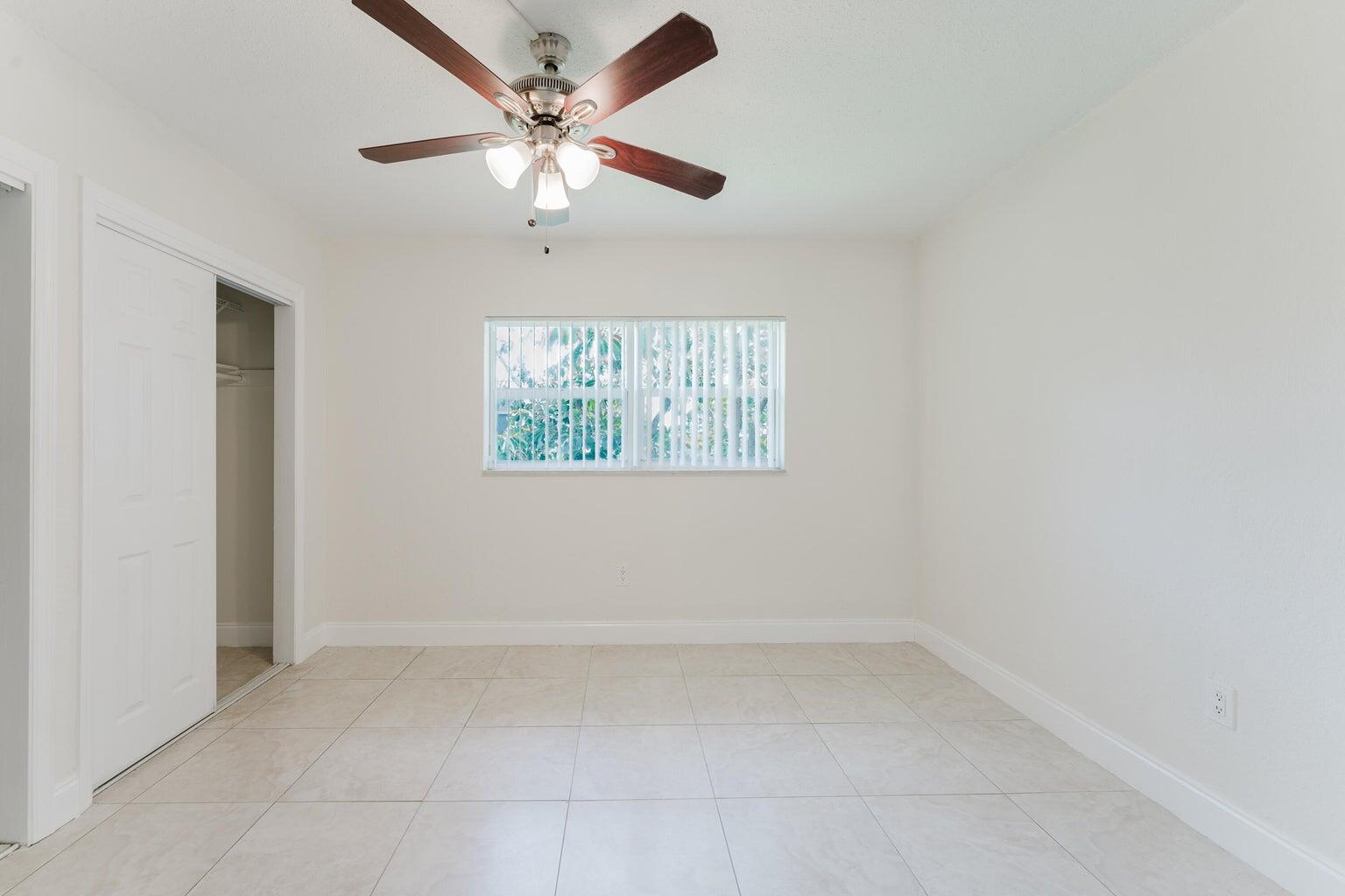 201 Southwest 7th Street, Unit 9 Boca Raton, FL 33432 - Photo 13 of 31 13