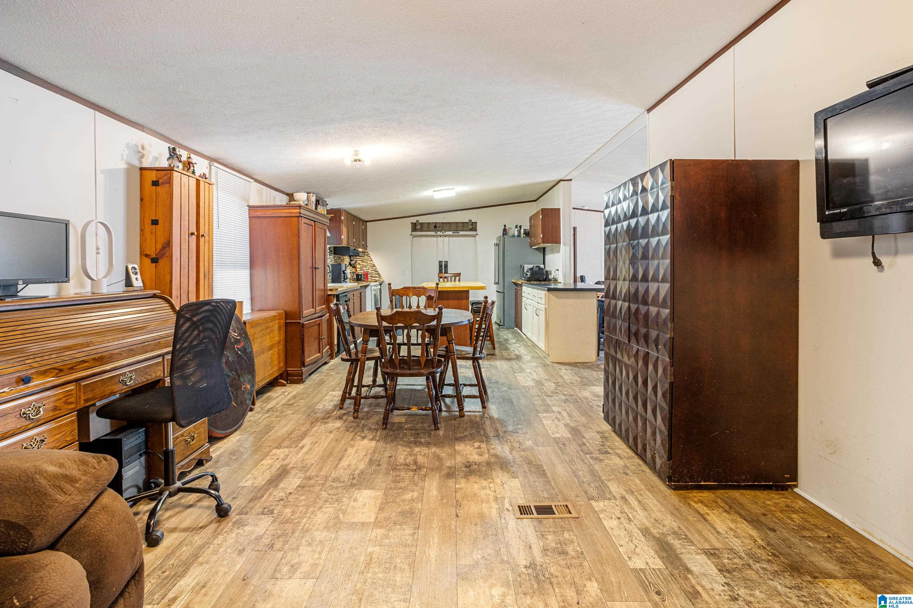 1365 Justice Road Warrior, AL 35180 - Photo 9 of 26
