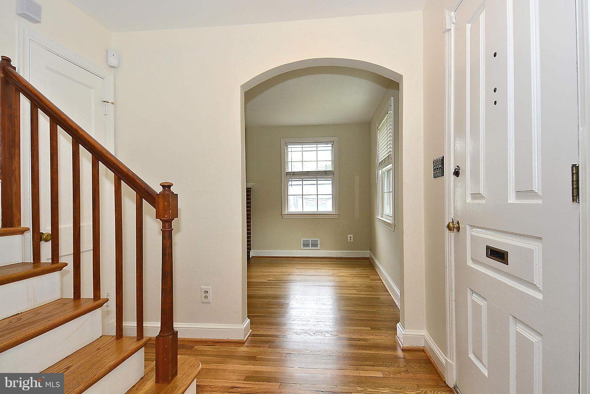 9405 Seminole Street Silver Spring, MD 20901 - Photo 2 of 25 entry