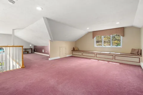 $1,549,900 | 7 Michelle Drive, Burlington, MA 01803