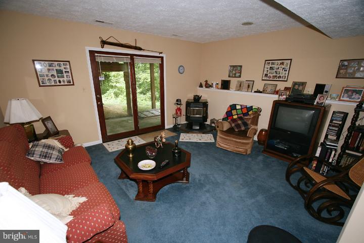 610 Rivershore Court Edgewood, MD 21040 - Photo 5 of 22 Family Room