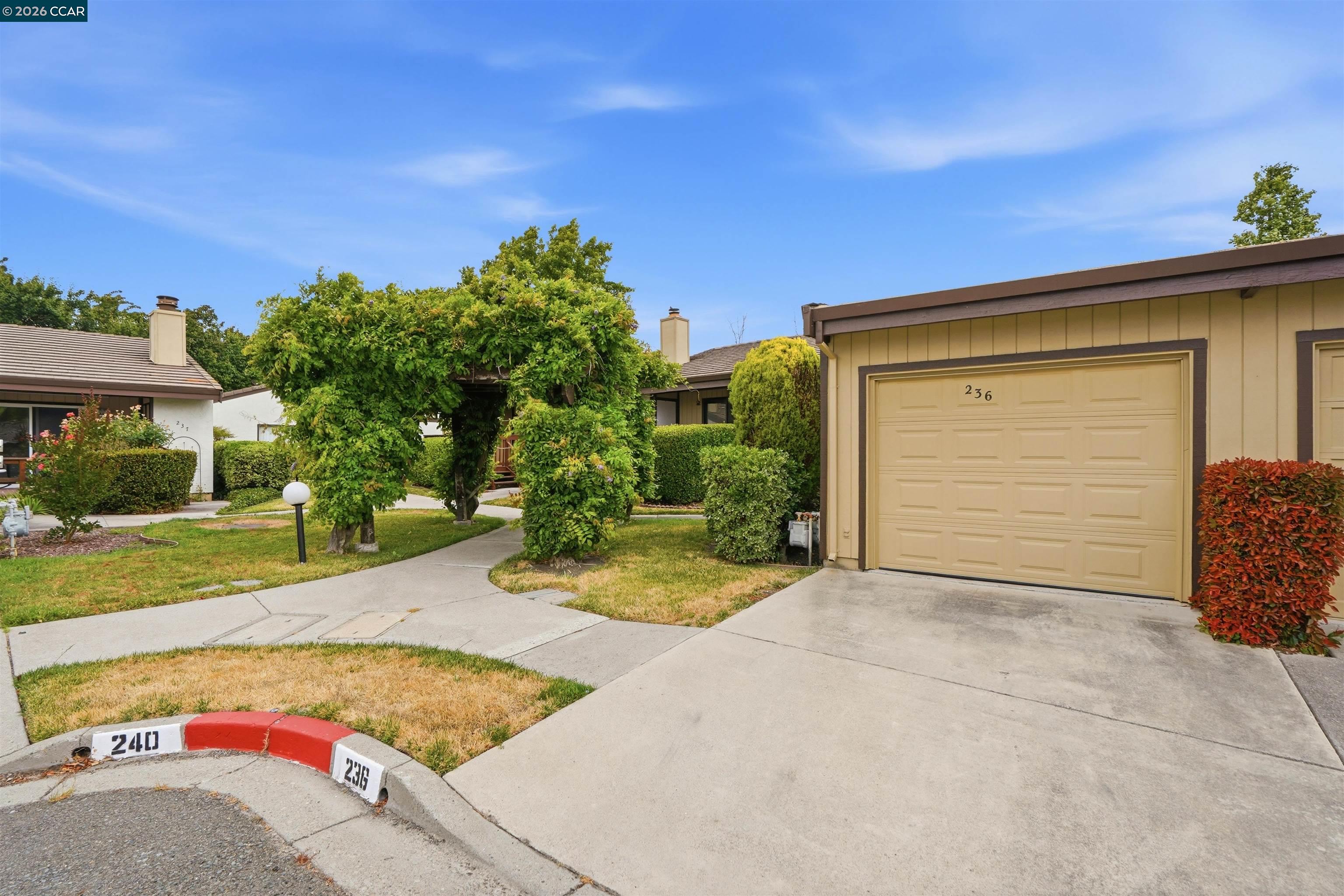 236 Tangerine Court San Ramon, CA 94583 - Photo 4 of 31