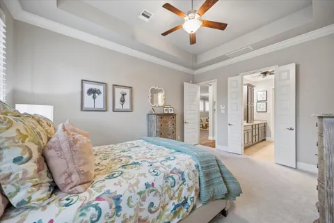 $479,000 | 530 Imperial Boulevard, Sugar Land, TX 77498