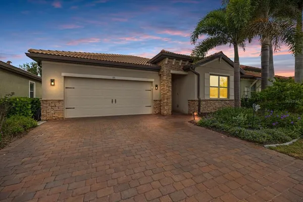 $579,000 | 191 Maraviya Boulevard, North Venice, FL 34275
