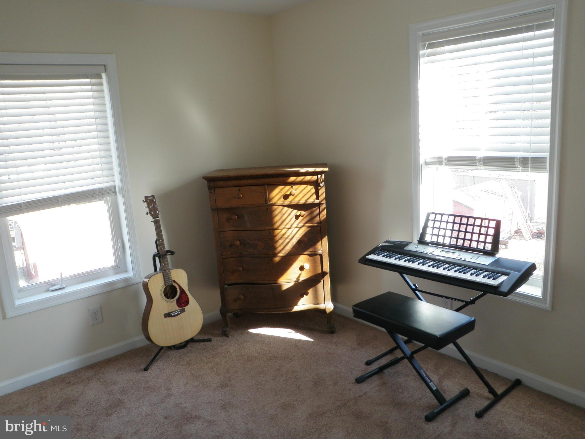 236 Twin Beach Road Pasadena, MD 21122 - Photo 25 of 30 Bedroom