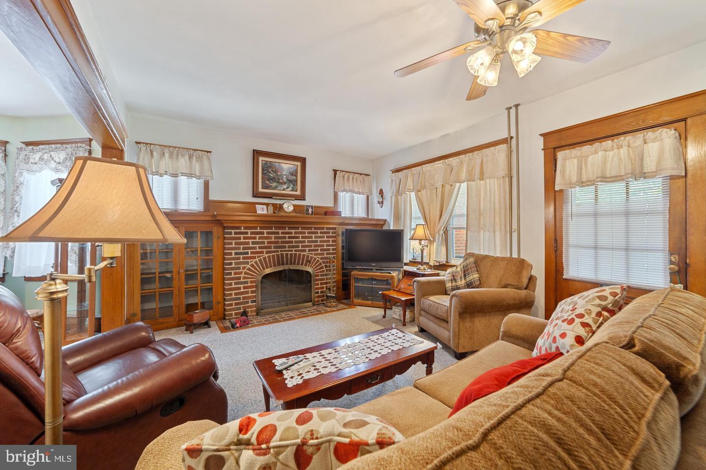 219 Villanova Road Glassboro, NJ 08028 - Photo 5 of 19