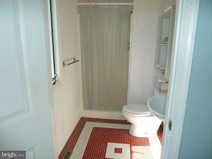 5023 Rippling Road Cambridge, MD 21613 - Photo 6 of 30 Main Level Full Bath