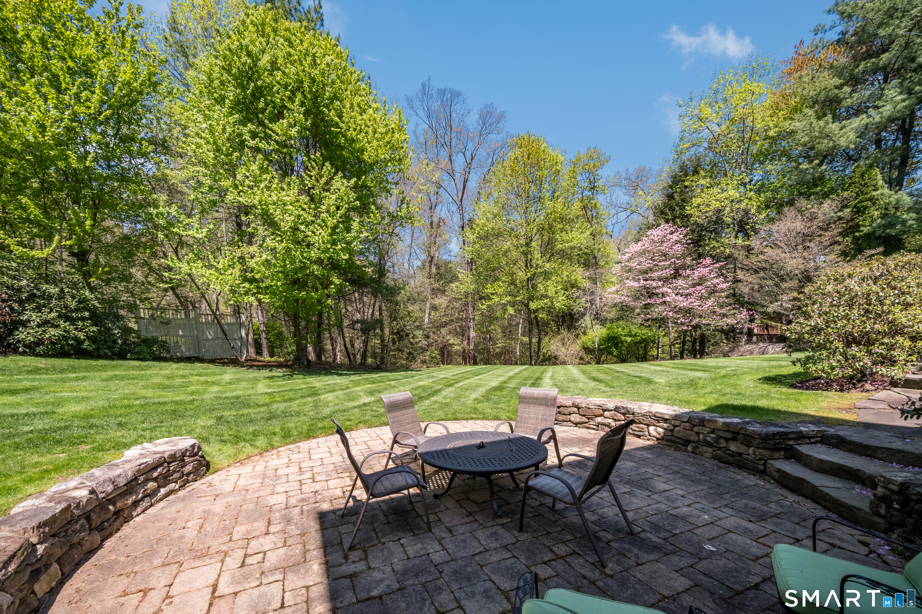 6 Timothy Way Avon, CT 06001 - Photo 14 of 38