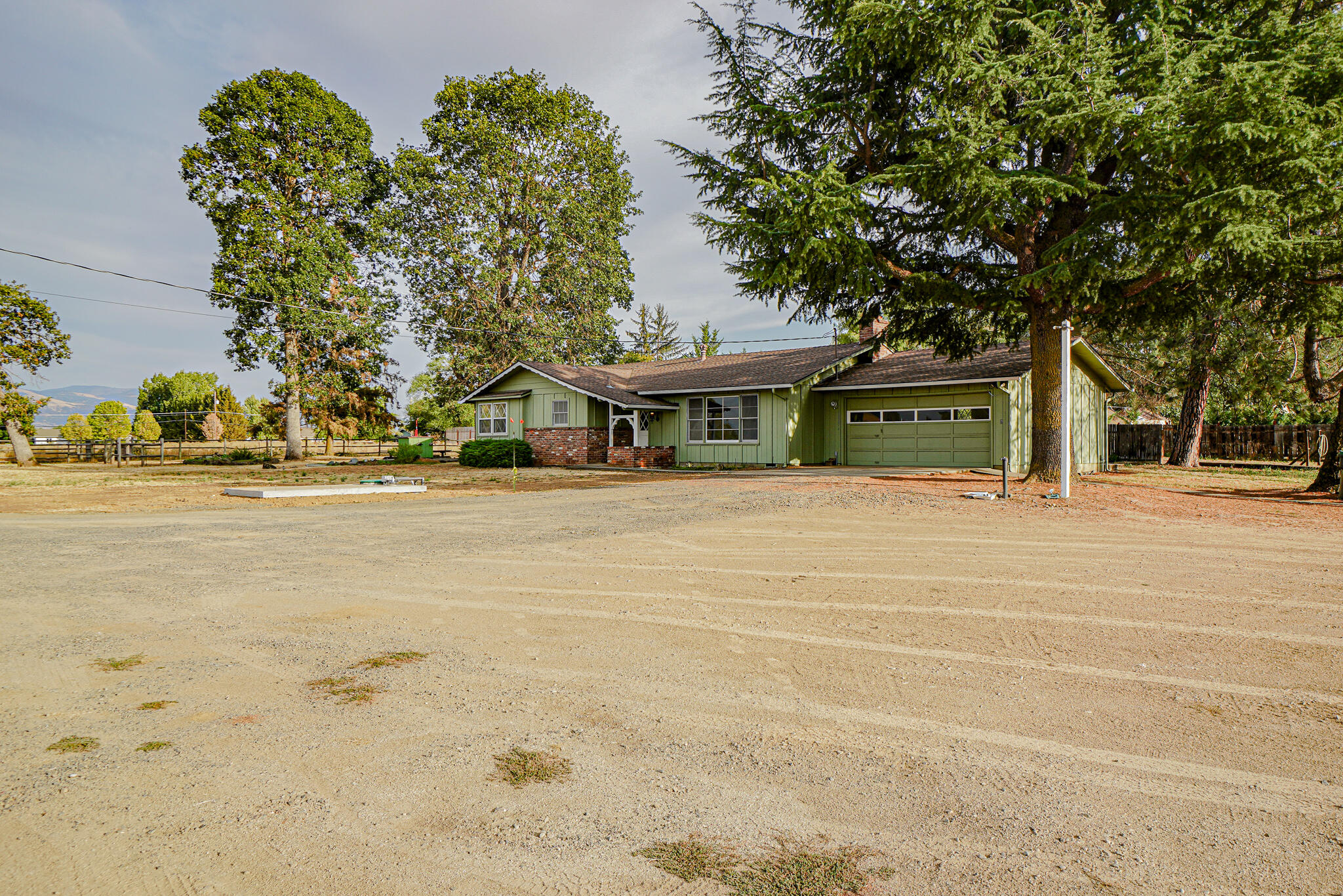 674 Oak Grove Road Medford, OR 97501 - Photo 47 of 47 DSC06733