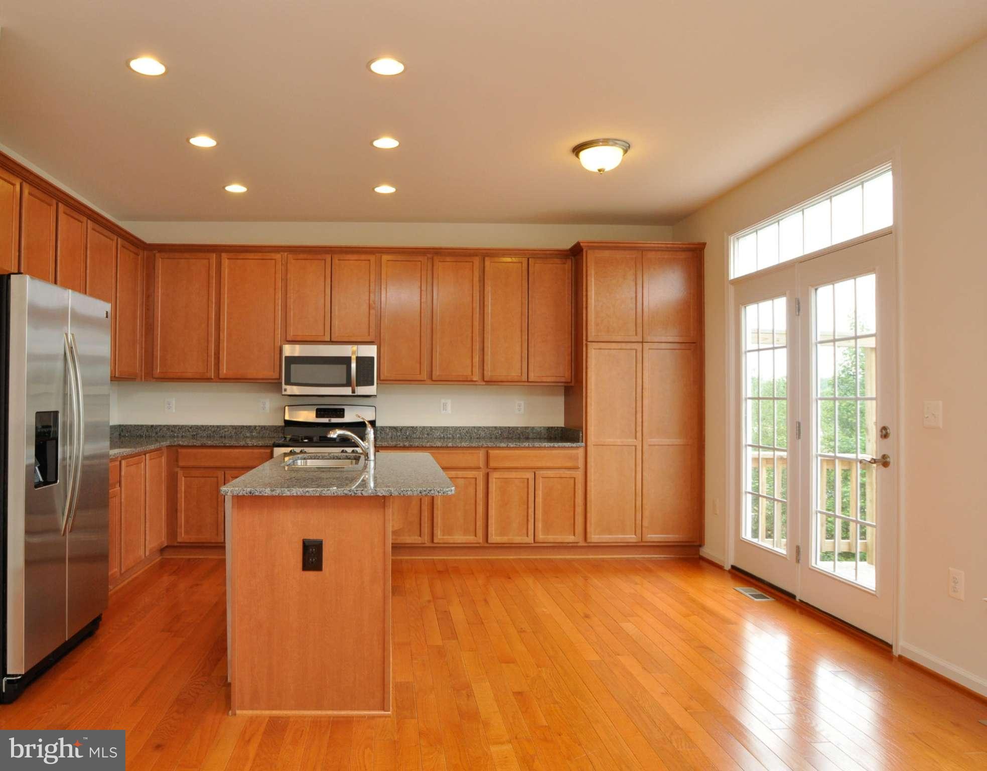 17684 Possum Point Road Dumfries, VA 22026 - Photo 9 of 26 Kitchen