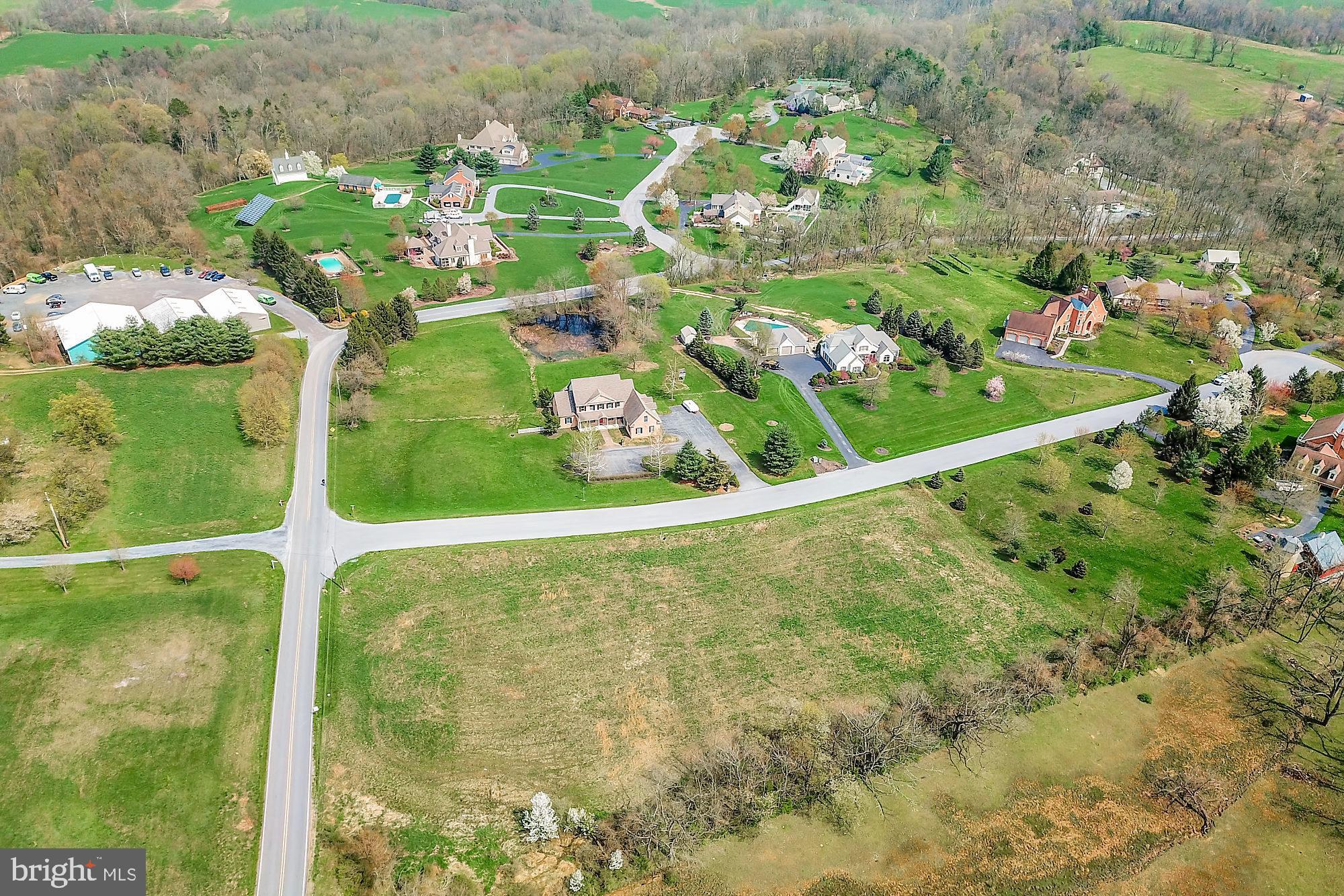 140 Apple Tree Road Hummelstown, PA 17036 - Photo 8 of 11 Gallery Image 8
