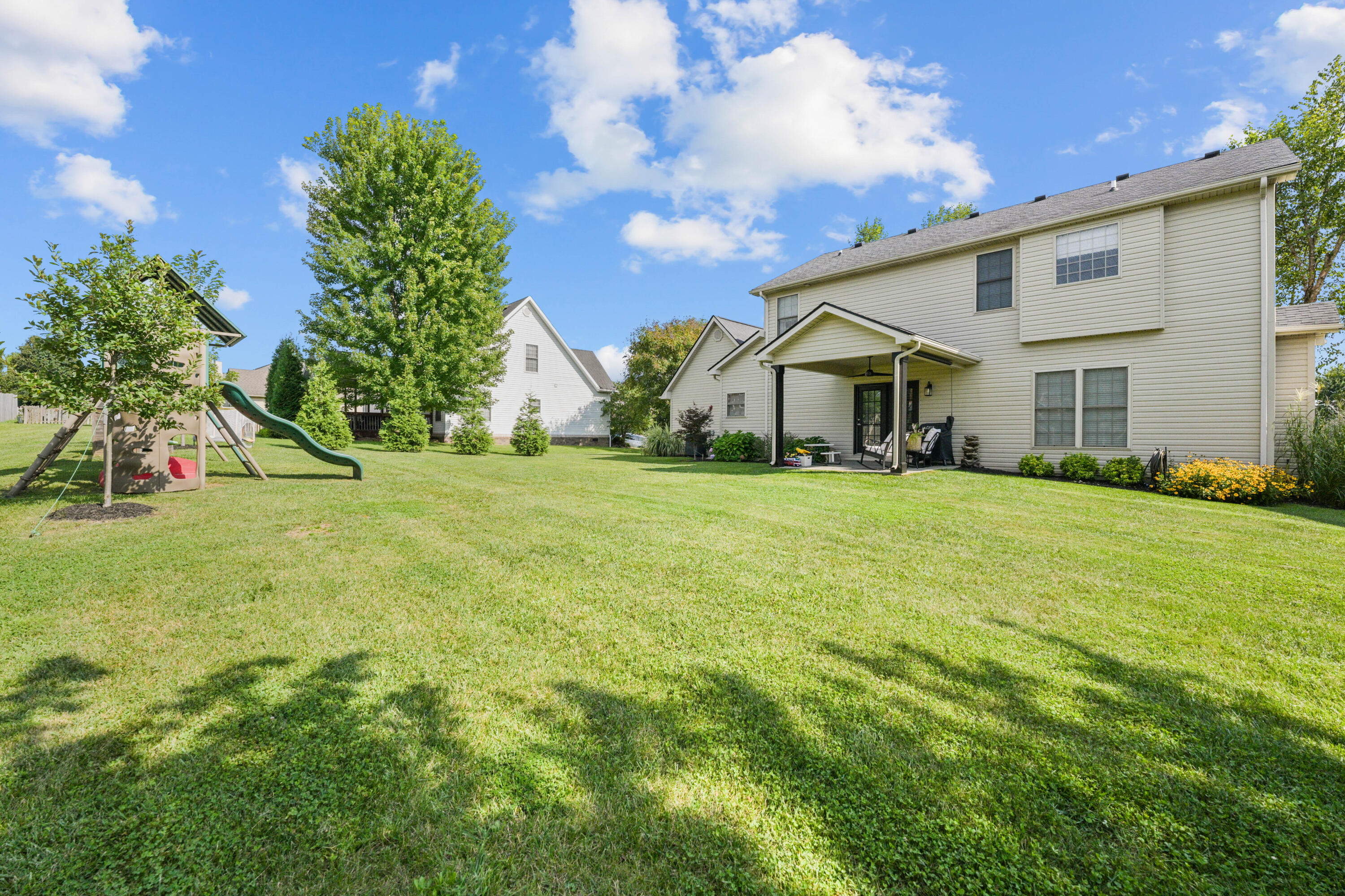 1069 Cedar Ridge Lane Versailles, KY 40383 - Photo 25 of 26 JSB_5693