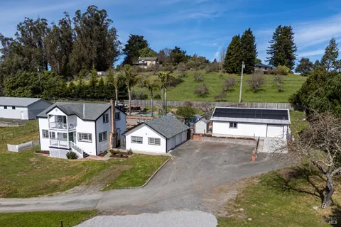 $1,450,000 | 2693 Bloomfield Road, Sebastopol, CA 95472