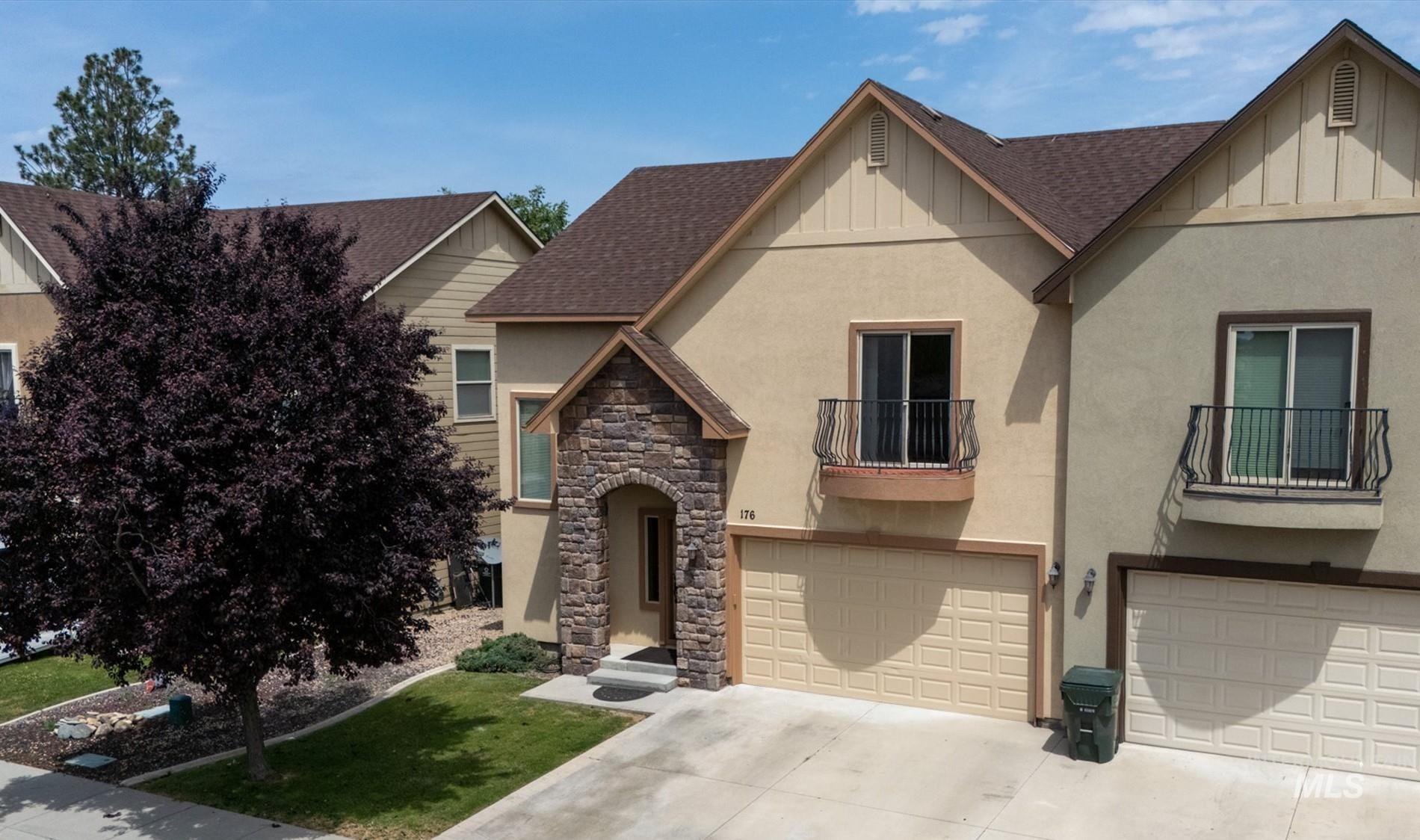 176 East Breinholt Street Meridian, ID 83646 - Photo 1 of 33