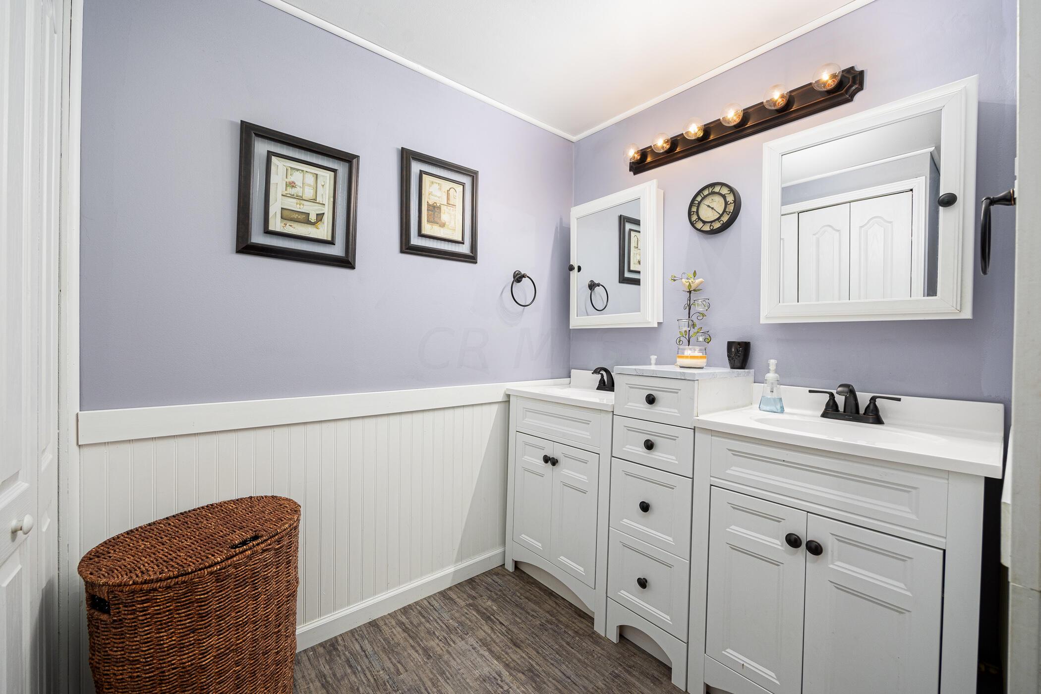 12913 Fladt Road Marysville, OH 43040 - Photo 40 of 73 Vanity w/double sinks