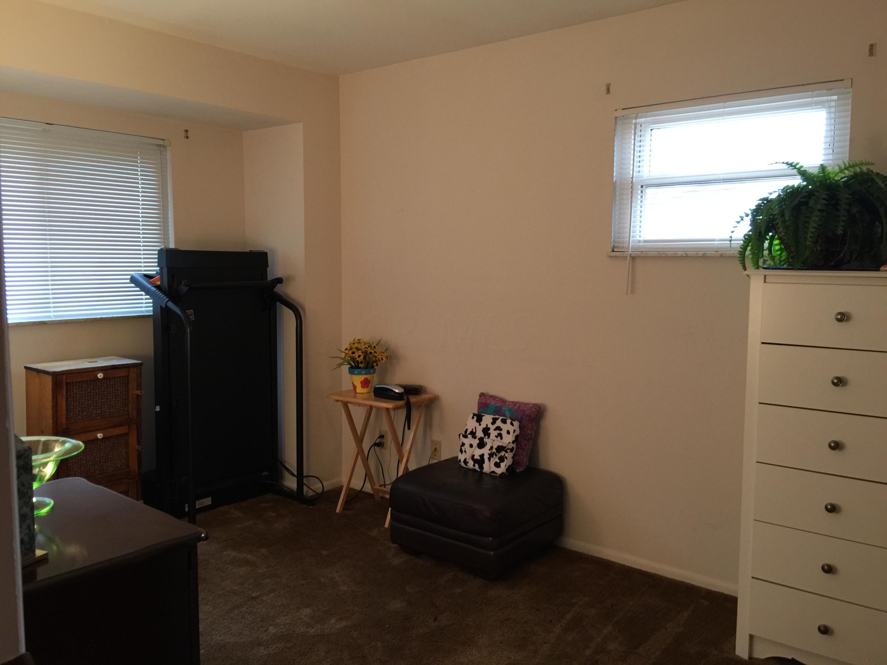 1275 Striebel Road Columbus, OH 43227 - Photo 20 of 41 Gallery Image 20