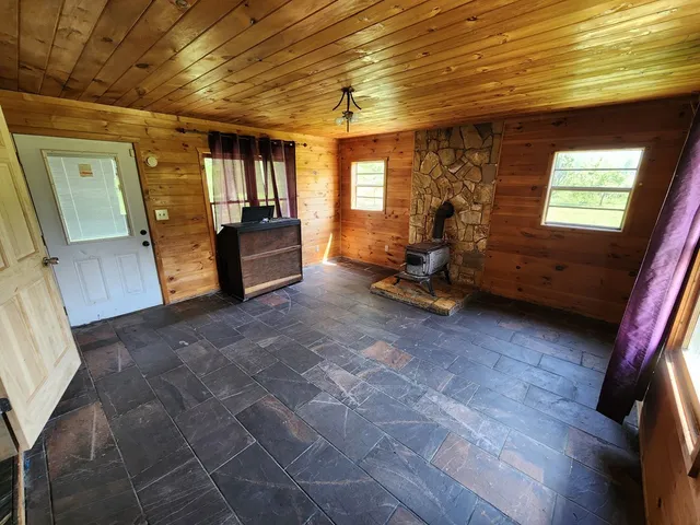 $174,900 | 27 Russell Farm Road, Andrews, NC 28901