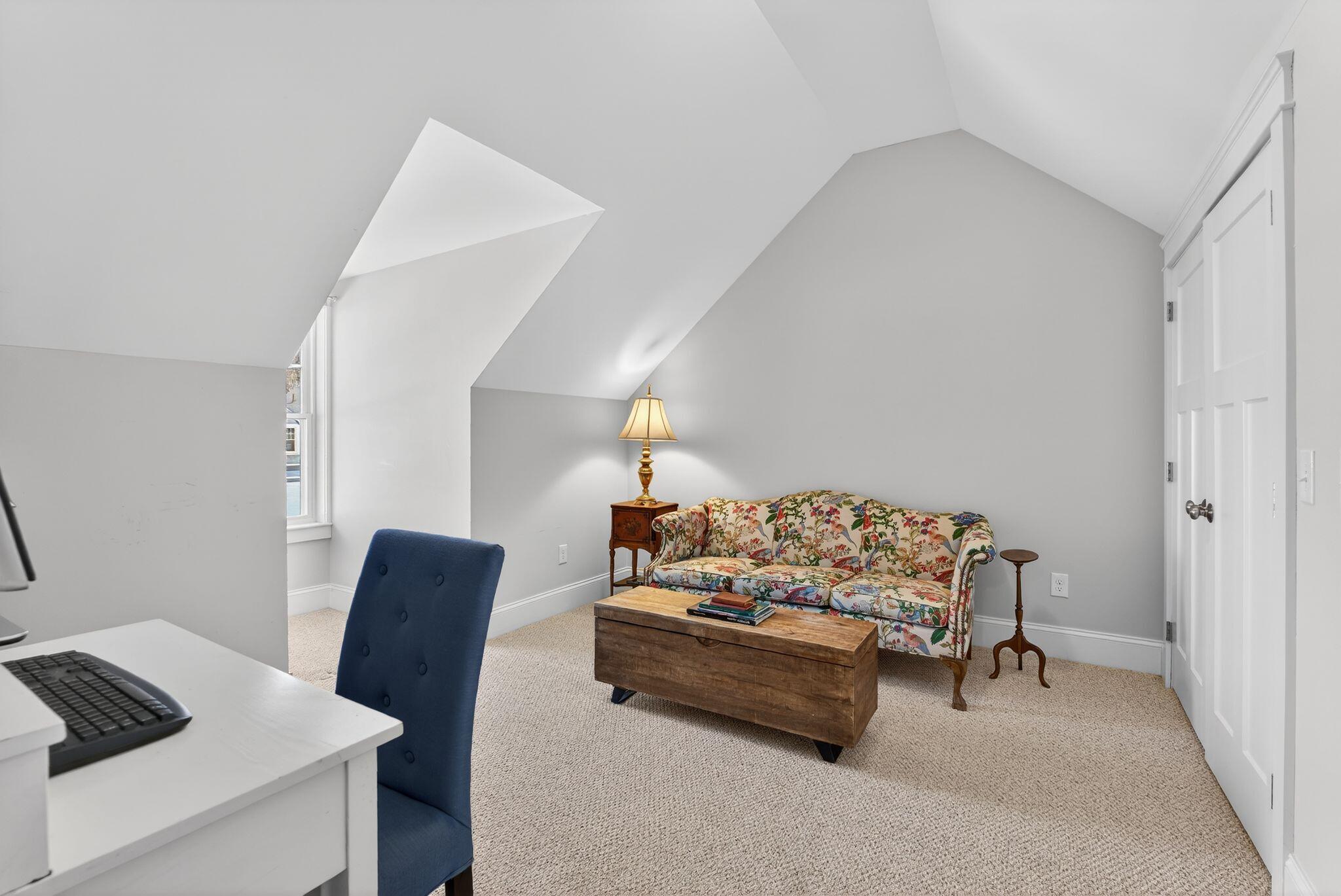 17 Webhannet Place, Unit 11 Kennebunk, ME 04043 - Photo 20 of 34 42_DSC07883