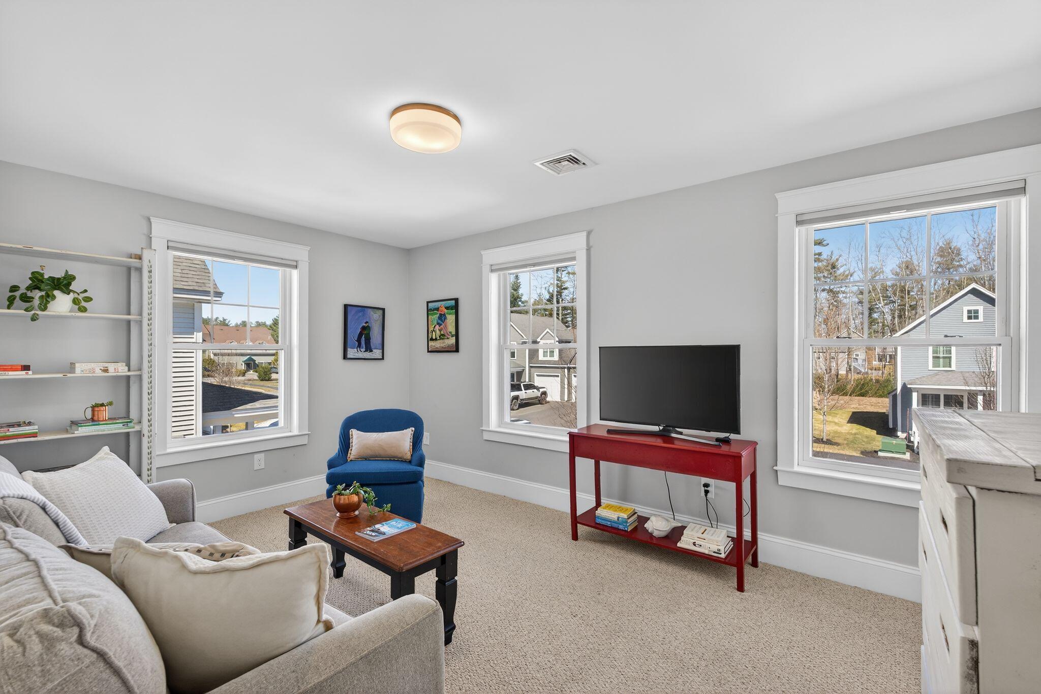 17 Webhannet Place, Unit 11 Kennebunk, ME 04043 - Photo 22 of 34 47_DSC07908