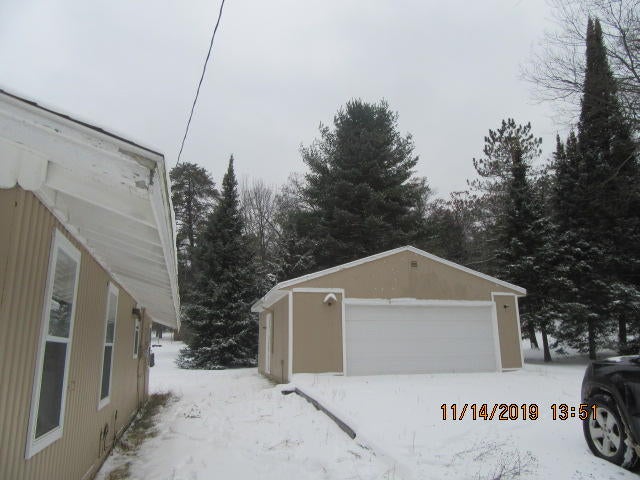 2044 Park Road Mio, MI 48647 - Photo 5 of 12 Gallery Image 5