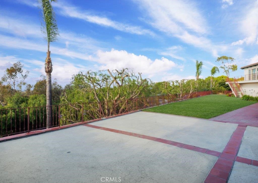 1 Yellow Brick Road Rancho Palos Verdes, CA 90275 - Photo 58 of 67 Fenced Yard